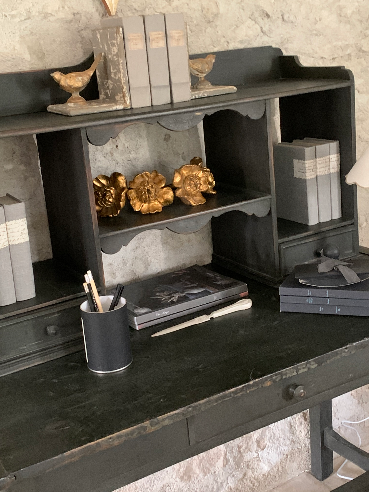 Ancien Bureau à Patine Noire