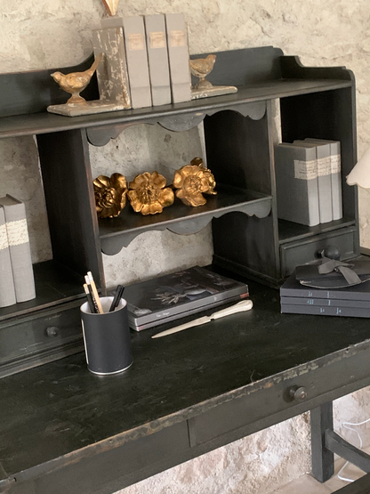 Ancien Bureau à Patine Noire