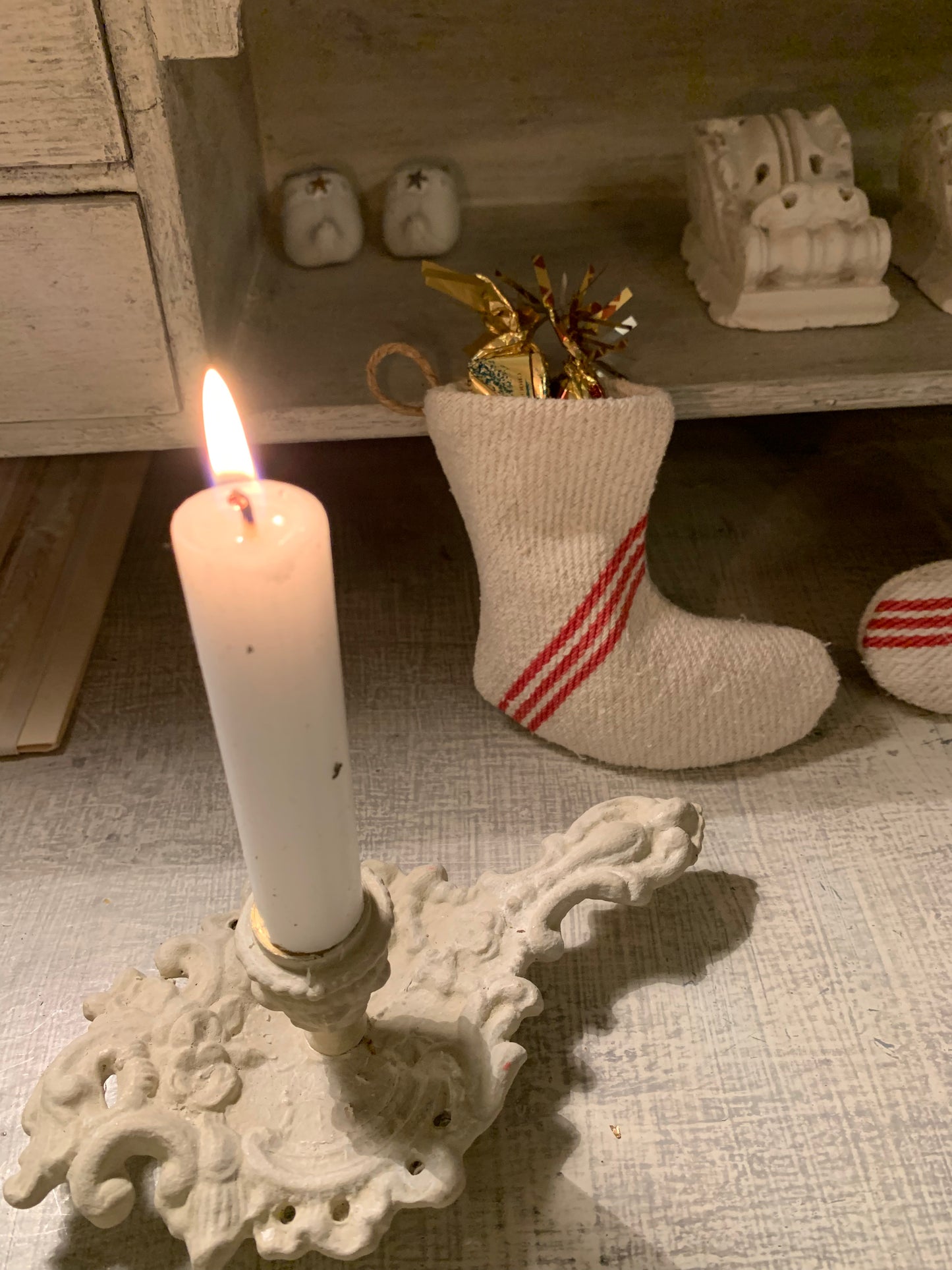 Petites Bottes de Noël en Chanvre Ancien