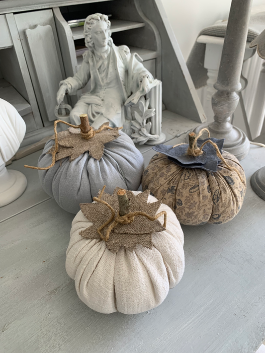 Petites Citrouilles en Tissu