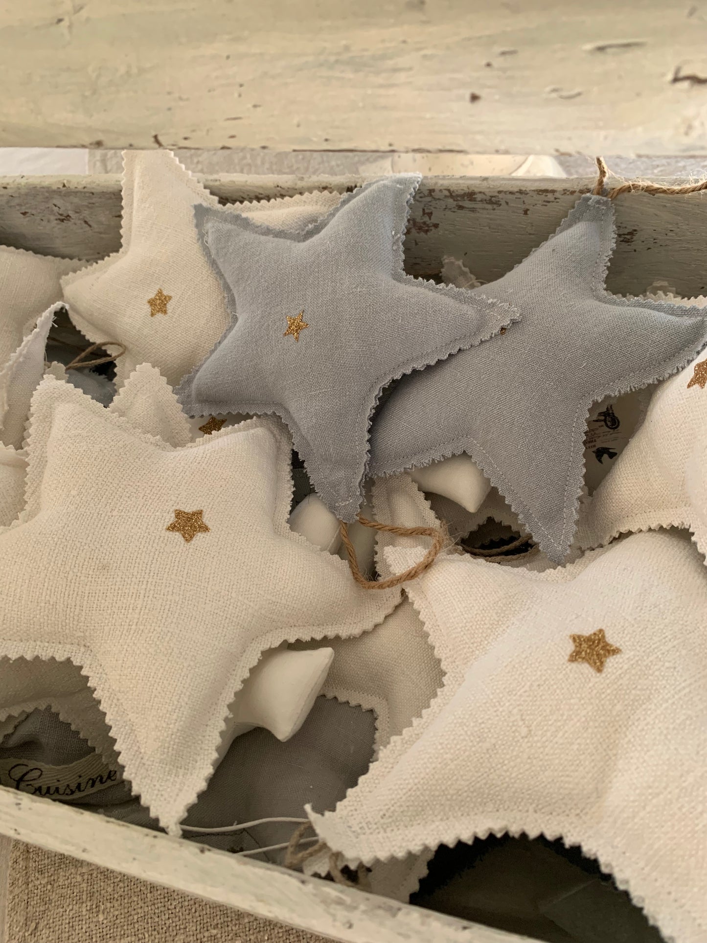 Étoiles en Chanvre Blanc et Bleu Ciel Grisé