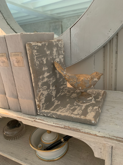 Serre-Livre